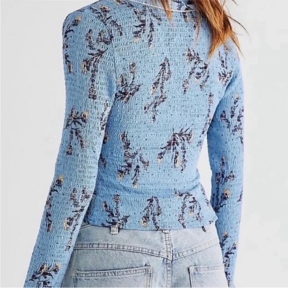 NWT Free People Blue Floral Smocked Bodice with Bell Sleeves Blouse - Size SM - Picture 2 of 7